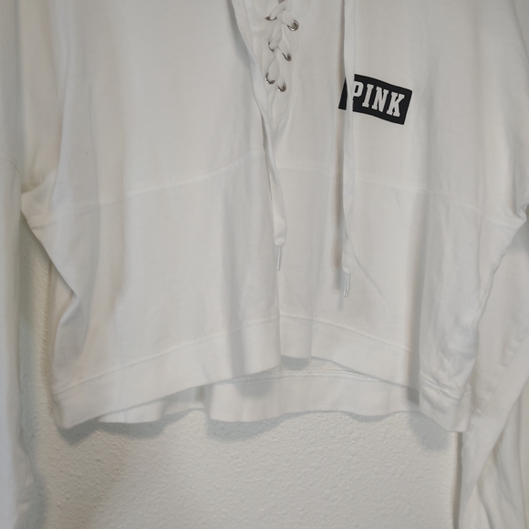 PINK Victoria's Secret White Lace-Up Neck Long Sleeve Cropped T-Shirt Size XS - Picture 8 of 10